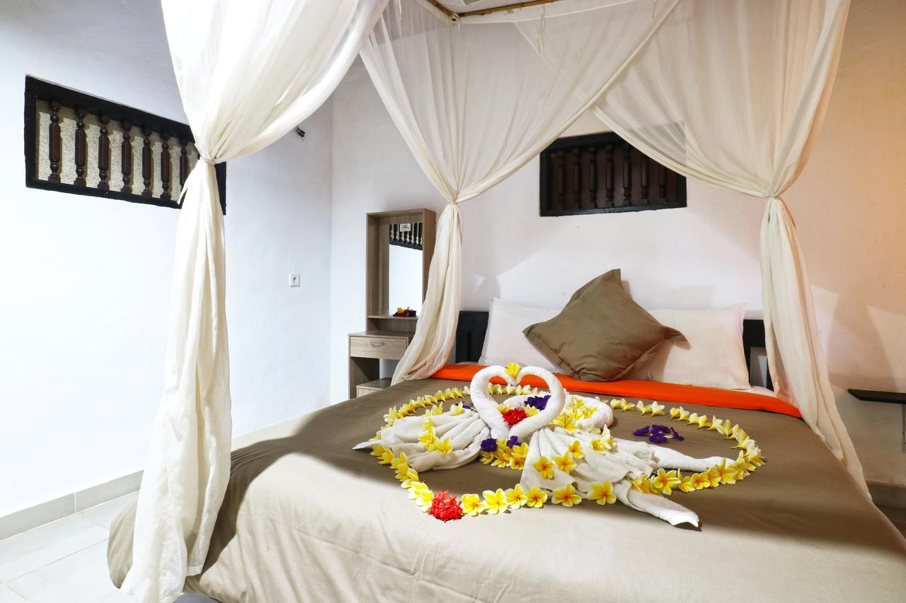 Sunjaya Kubu Guesthouse Lembongan Exterior foto